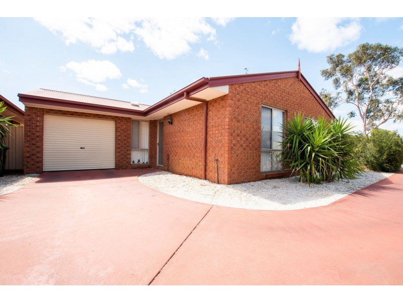 3/8 Council Street, Moama NSW 2731
