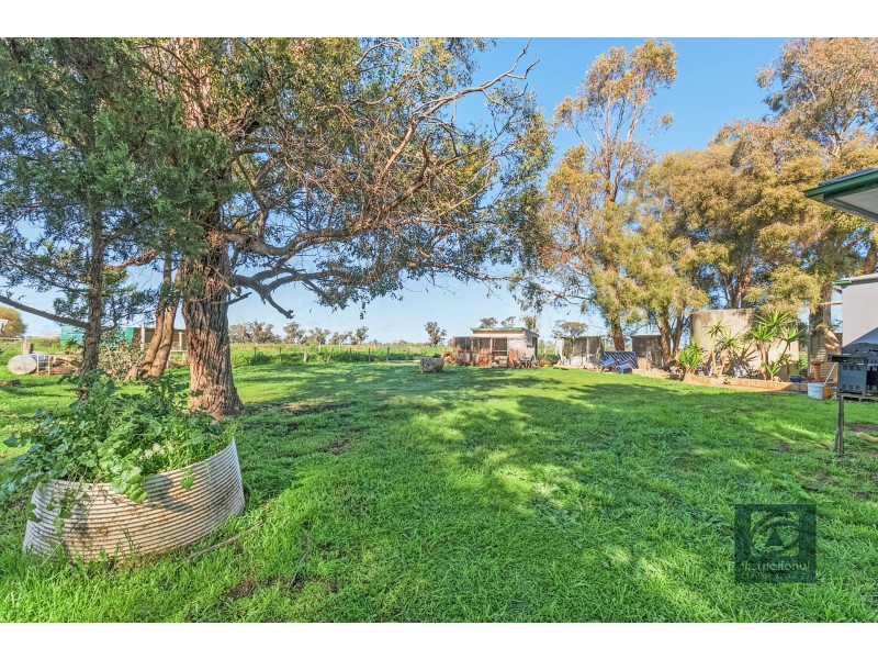 936 Rowe Road, Koyuga VIC 3622