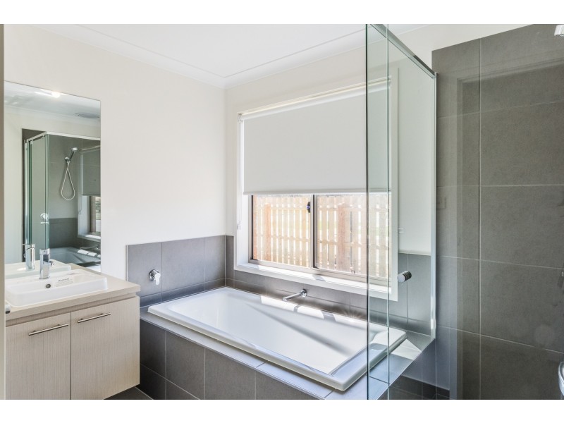 12 Apera Avenue, Moama NSW 2731