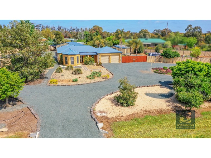 8 Tasman Court, Echuca VIC 3564