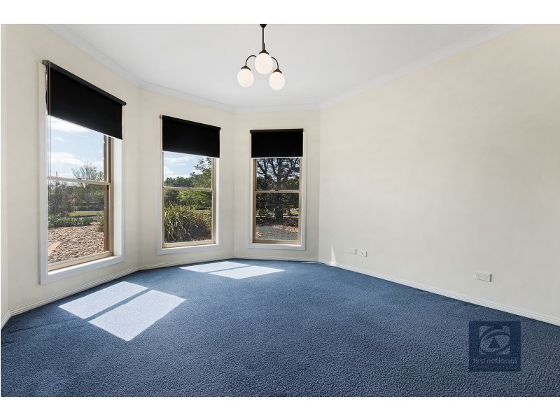 8 Tasman Court, Echuca VIC 3564