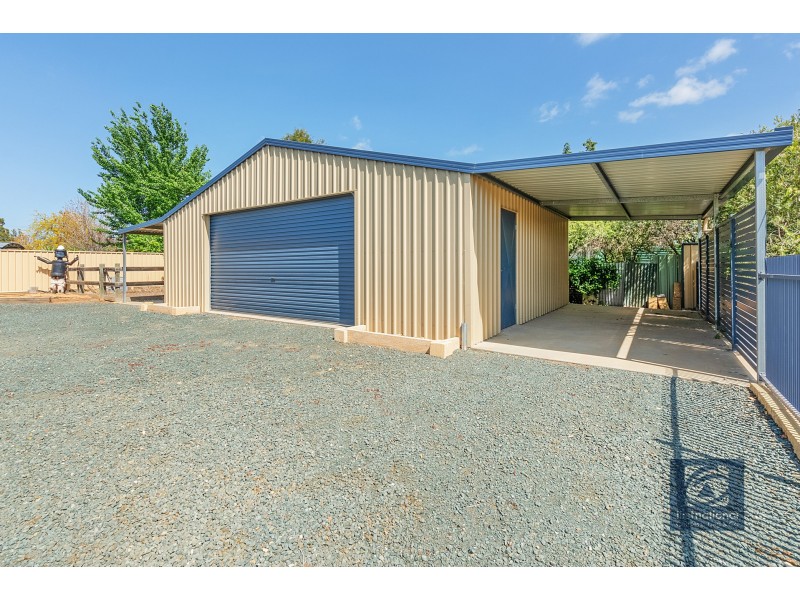 8 Tasman Court, Echuca VIC 3564