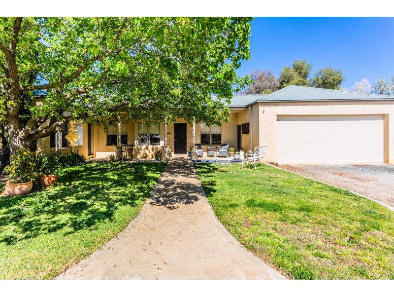 84 Scott Road, Echuca VIC 3564