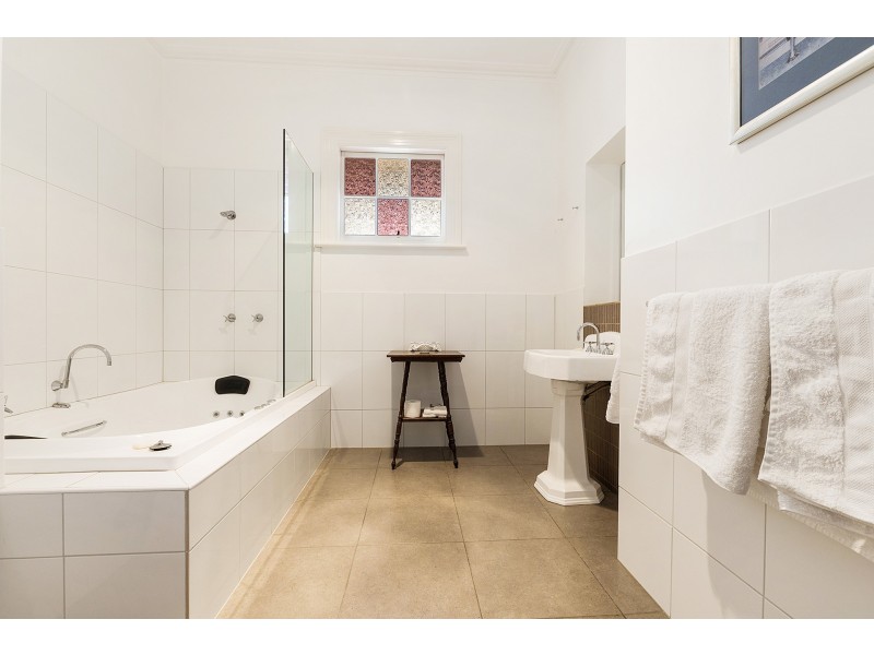 12 Tyler Street, Echuca VIC 3564