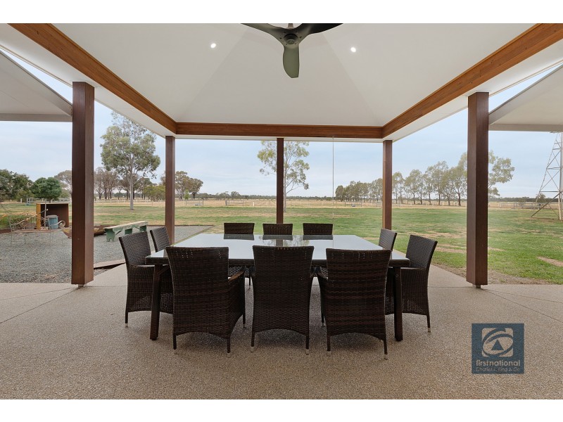 66 Stratton Road, Echuca VIC 3564