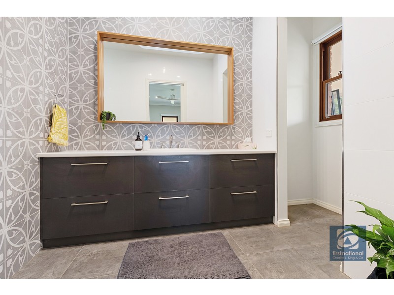 66 Stratton Road, Echuca VIC 3564