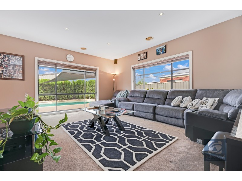 5 Yeovil Court, Echuca VIC 3564