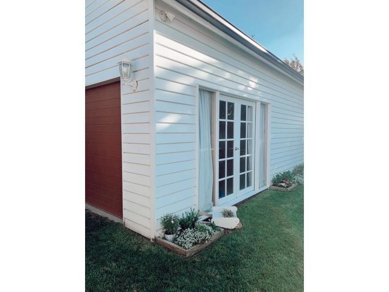 16 Fleming Street, Echuca VIC 3564