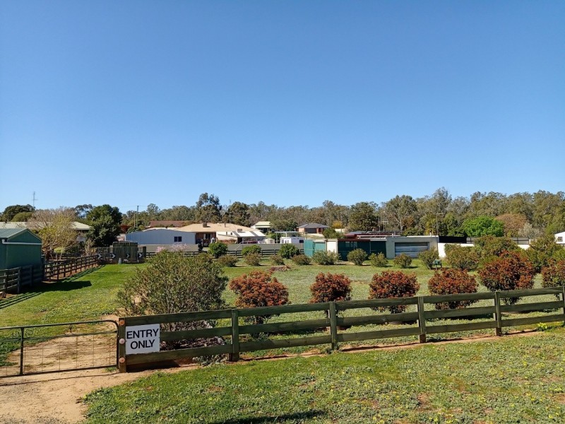 76 Moama Street, Mathoura NSW 2710