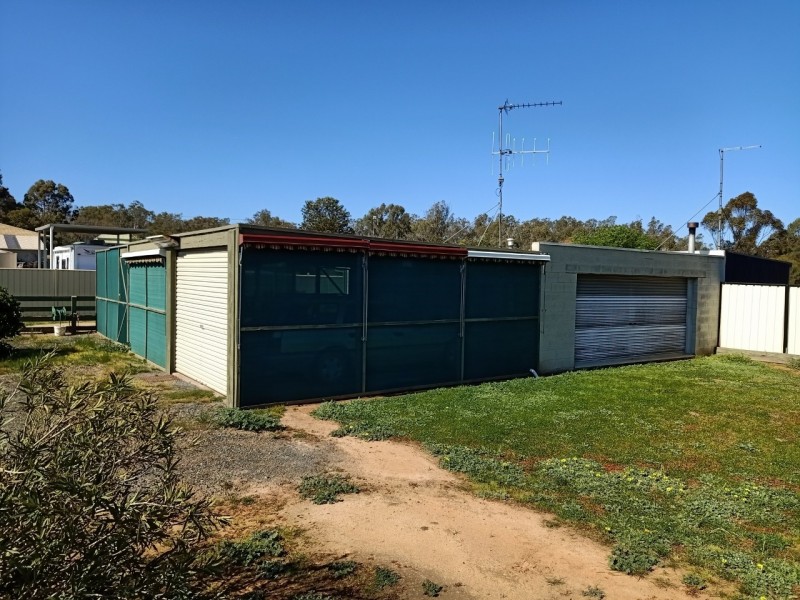 76 Moama Street, Mathoura NSW 2710
