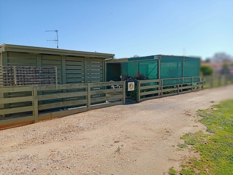 76 Moama Street, Mathoura NSW 2710