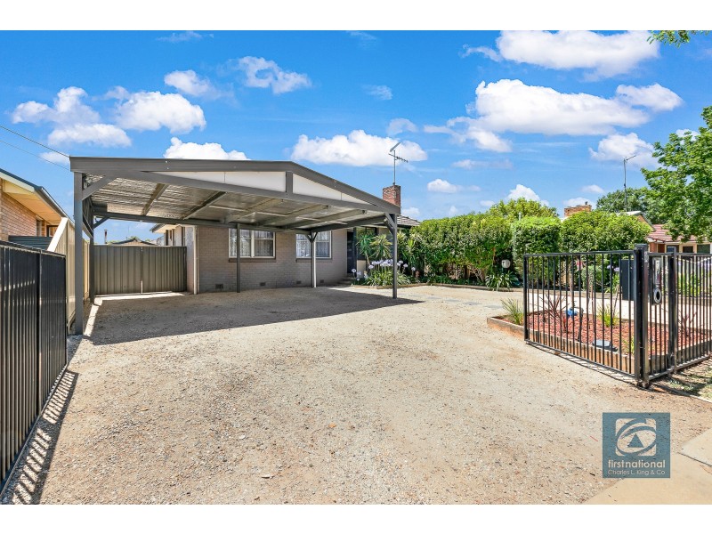 244 Ogilvie Avenue, Echuca VIC 3564