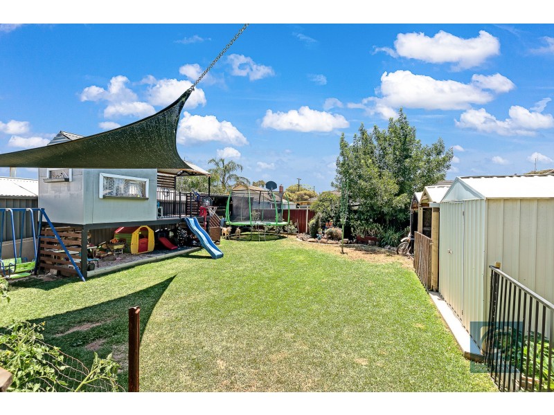 244 Ogilvie Avenue, Echuca VIC 3564
