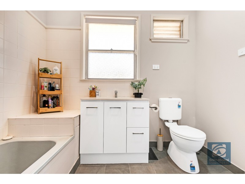 244 Ogilvie Avenue, Echuca VIC 3564