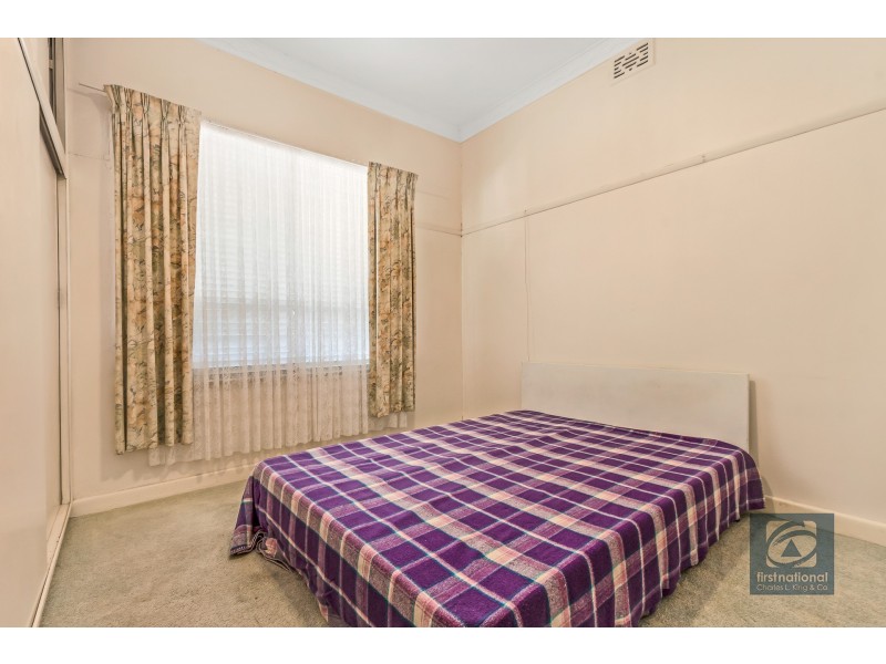 24 Barry Street, Echuca VIC 3564