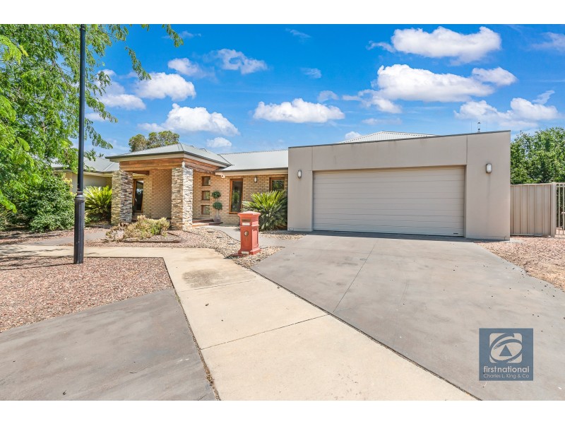 3 Canterbury Place, Echuca VIC 3564