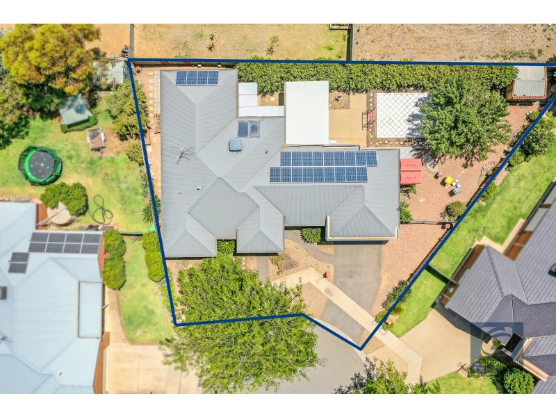 3 Canterbury Place, Echuca VIC 3564