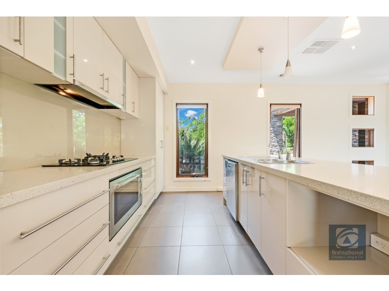 3 Canterbury Place, Echuca VIC 3564