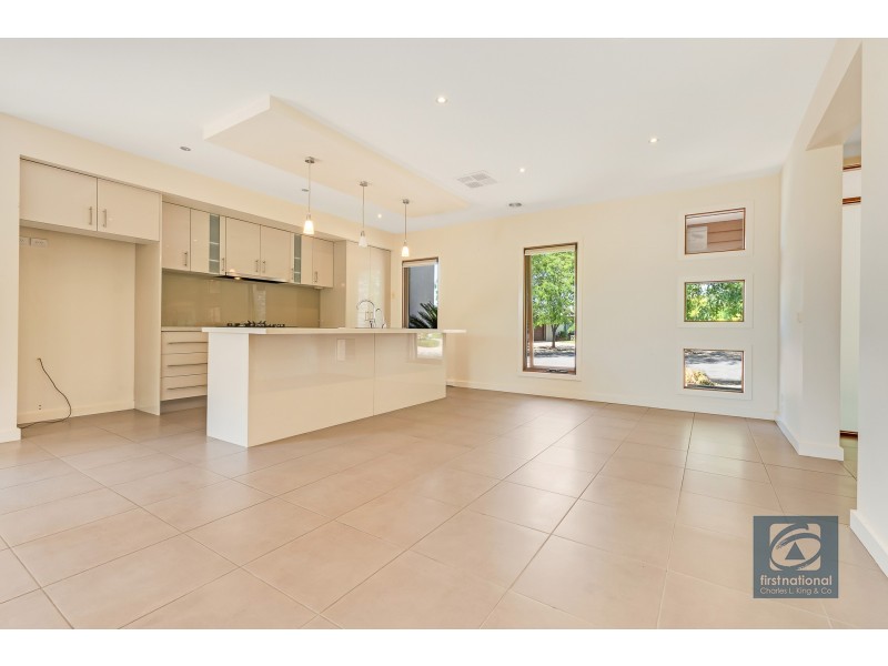 3 Canterbury Place, Echuca VIC 3564