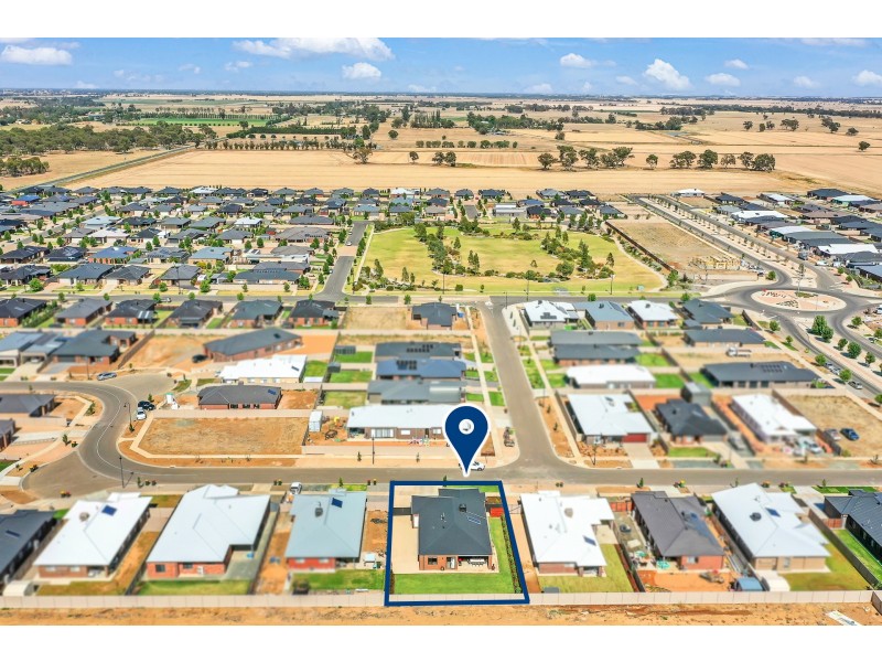 36 Maker Parade, Echuca VIC 3564