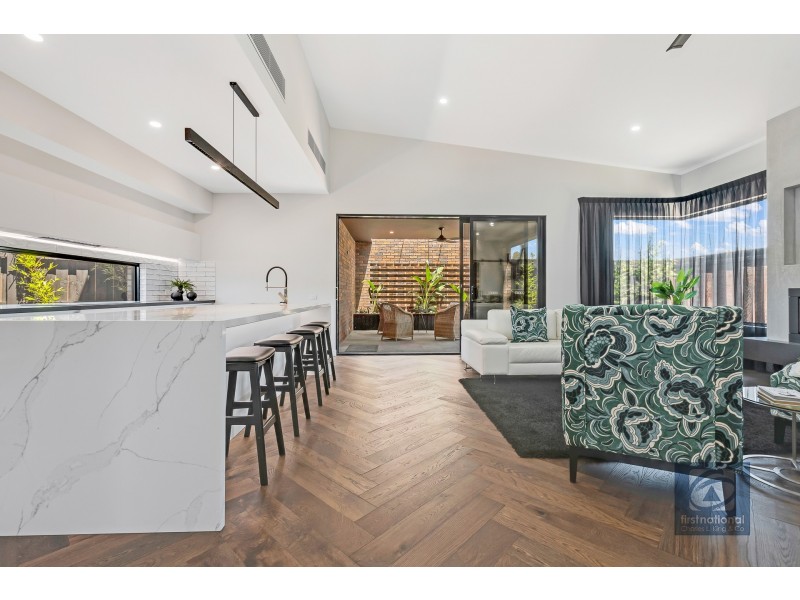 89 Hare Street, Echuca VIC 3564