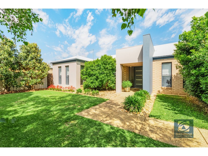 4 Airdrie Court, Moama NSW 2731