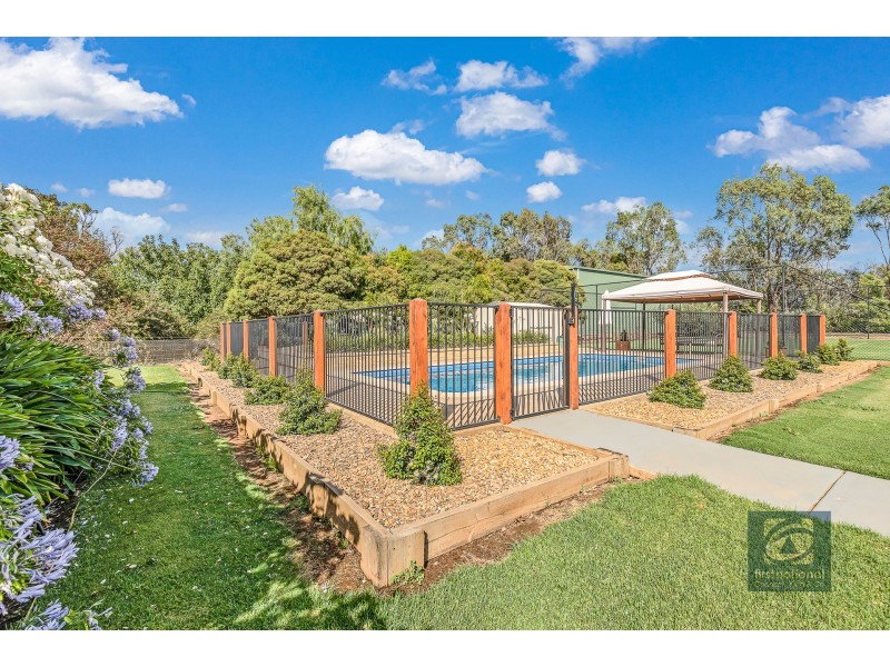 10 Wallingford Court, Echuca VIC 3564