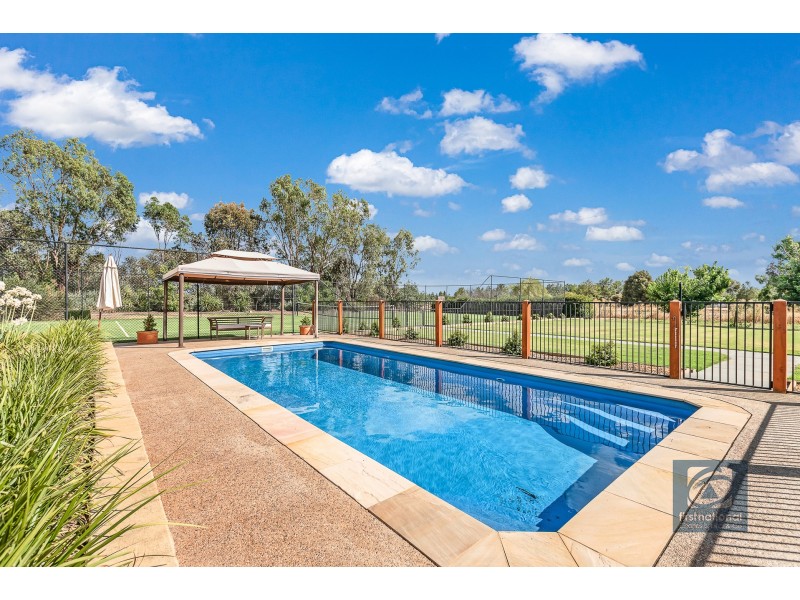 10 Wallingford Court, Echuca VIC 3564