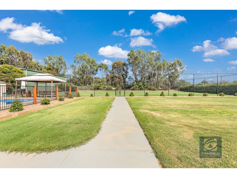 10 Wallingford Court, Echuca VIC 3564