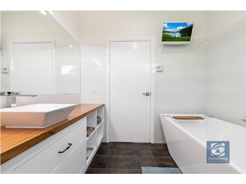 1/100 Haverfield Street, Echuca VIC 3564