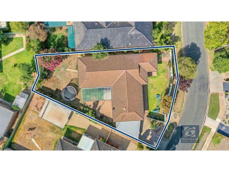 15 Rutley Crescent, Echuca VIC 3564