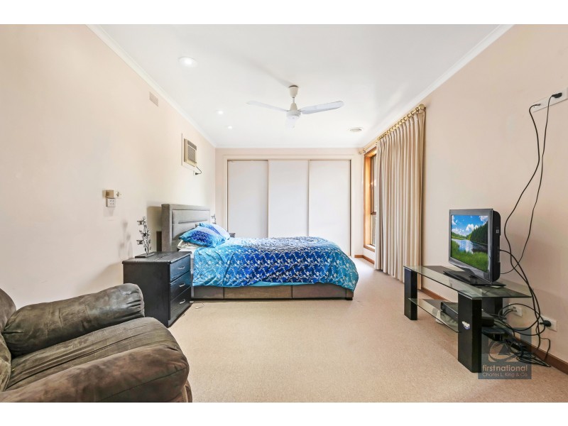 15 Rutley Crescent, Echuca VIC 3564