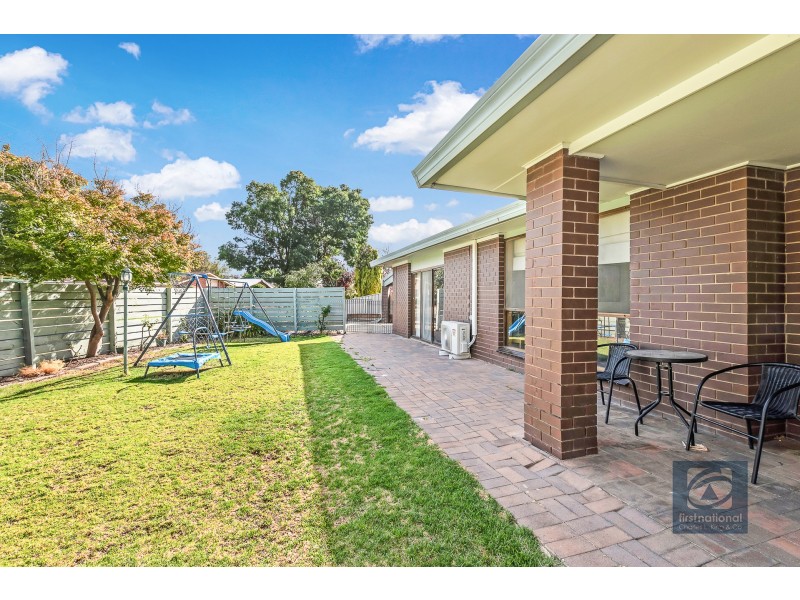 15 Rutley Crescent, Echuca VIC 3564