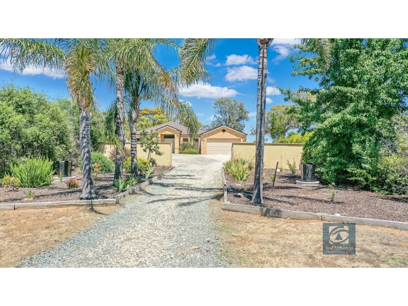 2 Coxon Place, Echuca VIC 3564
