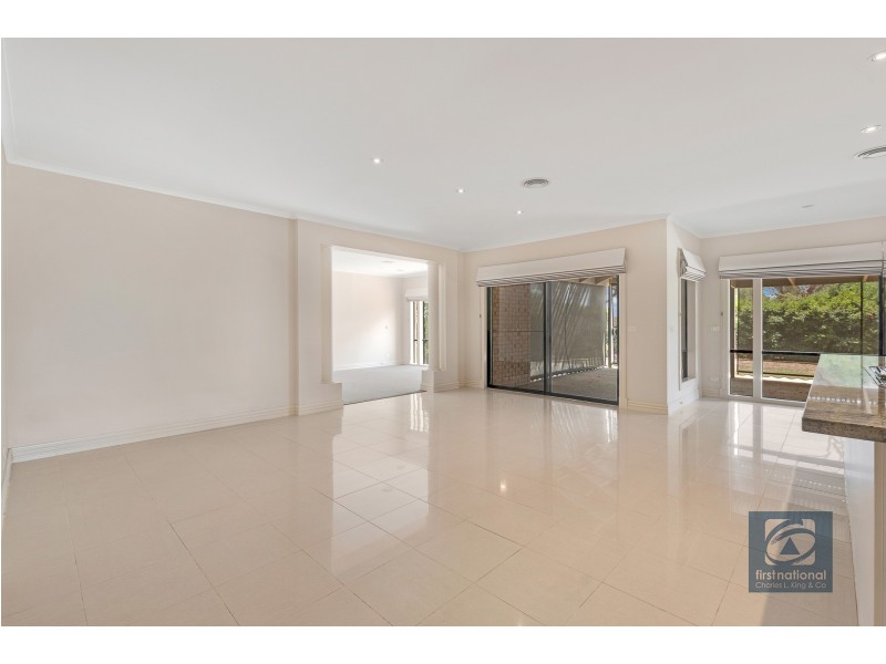 2 Coxon Place, Echuca VIC 3564