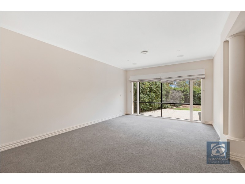 2 Coxon Place, Echuca VIC 3564
