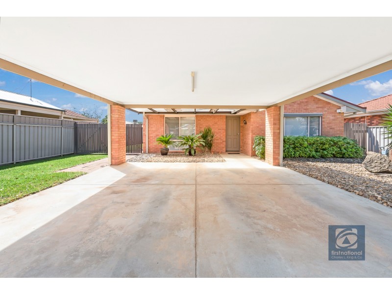 8 Illawarra Drive, Echuca VIC 3564