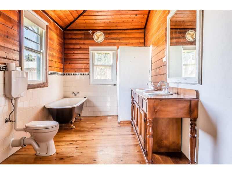 13 Dickson Street, Echuca VIC 3564