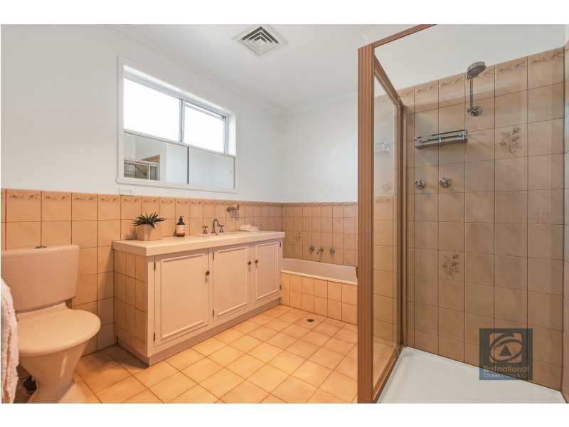 22 Hillview Avenue, Moama NSW 2731