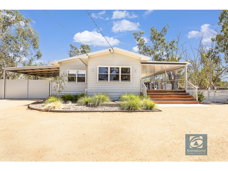 58 Radcliffe Street, Echuca VIC 3564