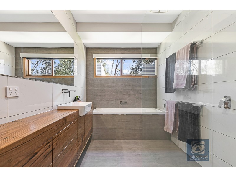58 Radcliffe Street, Echuca VIC 3564
