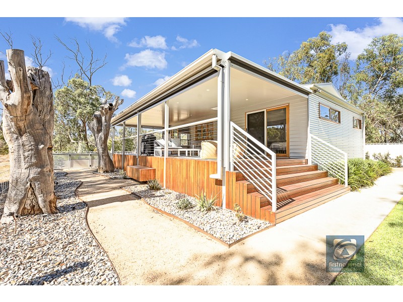 58 Radcliffe Street, Echuca VIC 3564