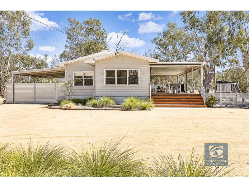 58 Radcliffe Street, Echuca VIC 3564