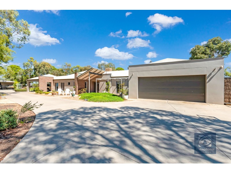 9 Wharparilla Drive, Echuca VIC 3564