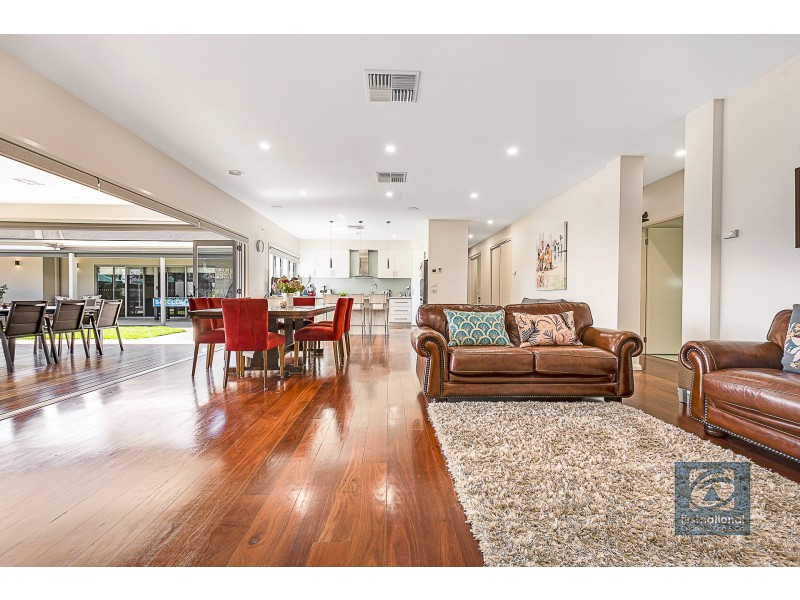 9 Wharparilla Drive, Echuca VIC 3564