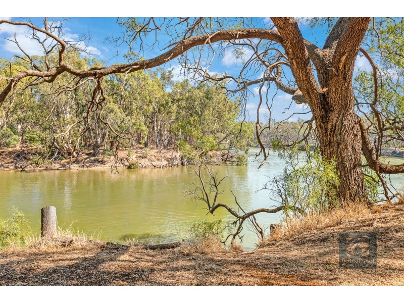 79  Murray Drive, Echuca VIC 3564