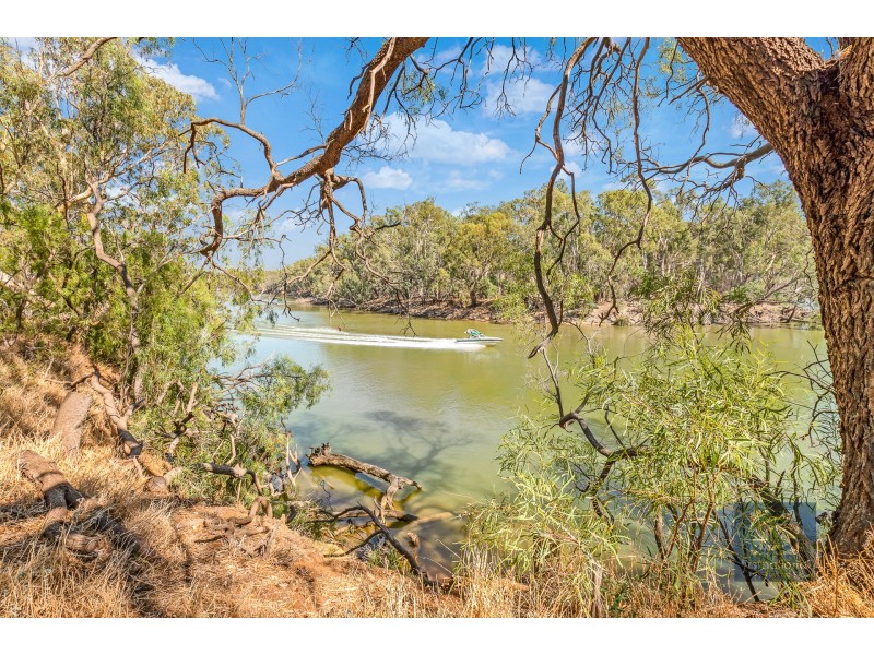 79  Murray Drive, Echuca VIC 3564