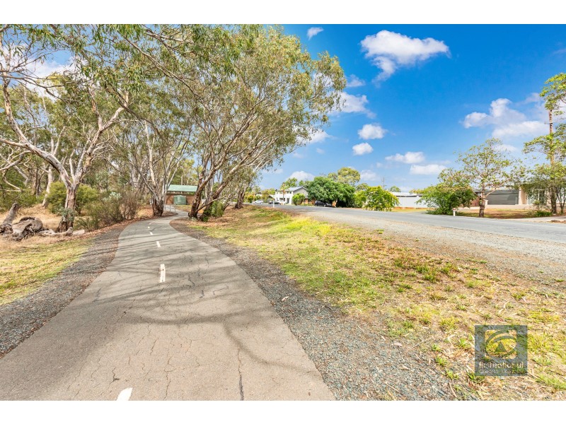 65 Campaspe Esplanade, Echuca VIC 3564