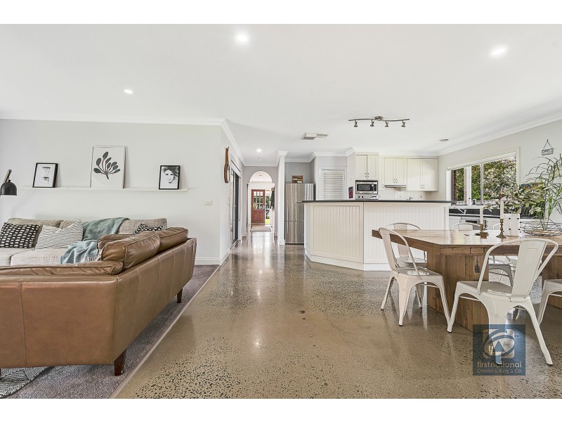 11 Aberdeen Way, Moama NSW 2731