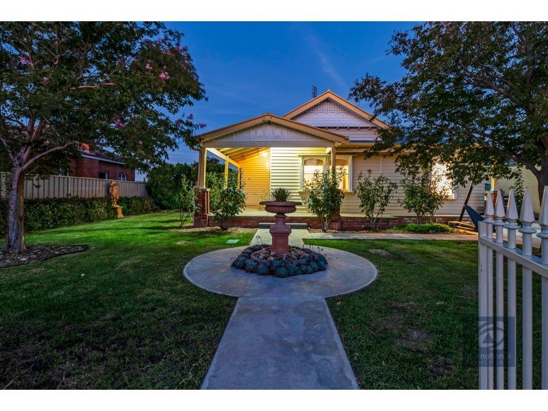 54 Hare Street, Echuca VIC 3564